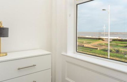 Sea Views Stunning 2 Bedroom Apartment # - Foto 19