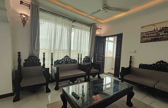 AYAA LUXURY APARTMENT 4TH FLOOR - Photo 13