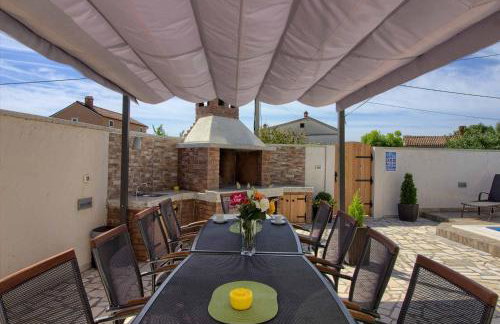 Wonderful villa Dvori with private pool for 12 persons near Pula - Foto 9