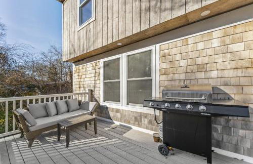 Family Getaway Walkable to Town - Foto 44