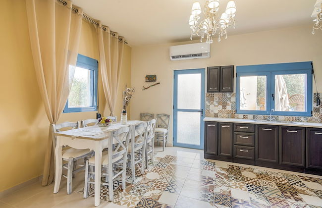 Lindos Luxury Retro Villas - Photo 28