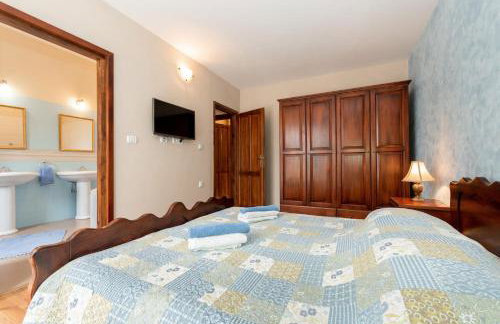 Villa Ivona, a luxurious villa minutes from the sea - Foto 26