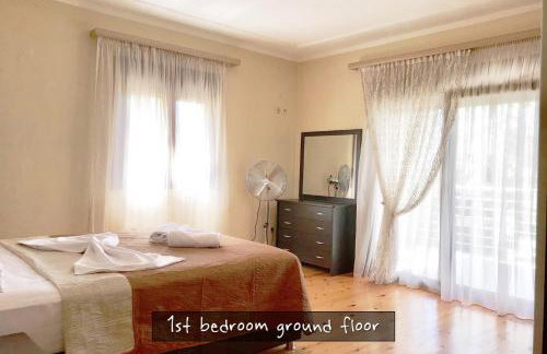 Astris Traditional Private Villa - Foto 21