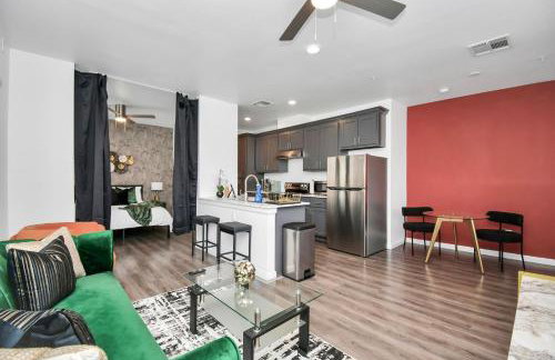 Serenity Studios - Near Med Center & Museum District - Foto 21