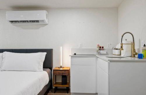 Casita 5 Miles From Downtown Phoenix #B - Photo 2