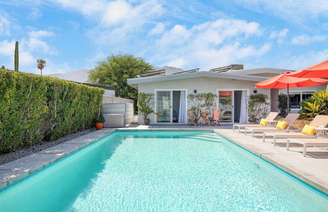 Lloyd by Avantstay Palm Spring Paradise w/ Pool, Large Yard & Table Tennis! Permit#3779 - Foto 33