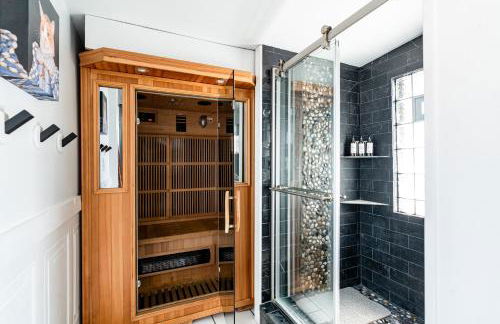 East Side Spa Retreat Near Lake - Foto 26