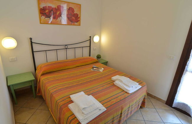 Comfy Furnished Apartment with AC near Beach - Foto 2