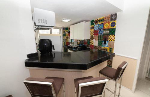 Edf á beira mar de Ponta Verde- Apt com 02 quartos vista lateral mar - melhor localização na Orla de Maceió - Foto 9