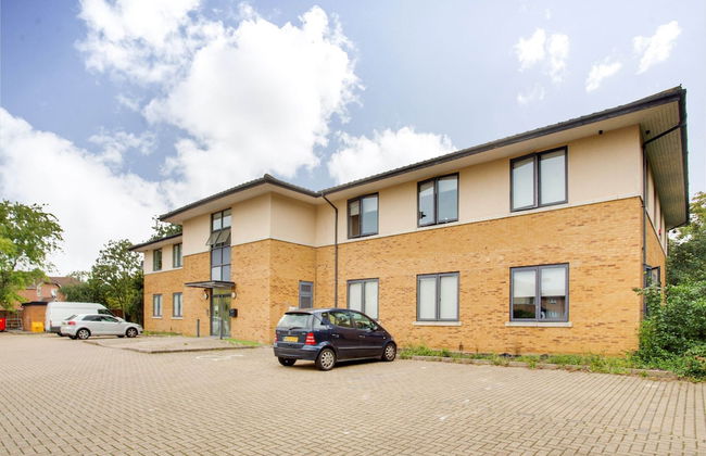 Simplistic Apartment in Milton Keynes Near Willen Lake - Foto 49