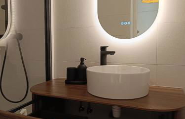 Meublé 3 étoiles - PISCINE- BALCON - TENNIS - Foto 8