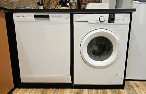 Mitrons - 2B - Photo 9