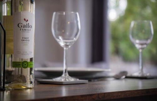 Haylands Hideaway - 1 Bedroom Apartment - Jameston - Photo 45