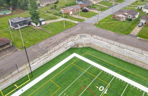 The Halftime Highlight-Big Plays, Comfy Stays - Foto 42