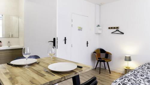 Segré centre ? studio ? 24m² ? cuisne ? wifi ? TOUT NEUF! - Foto 3