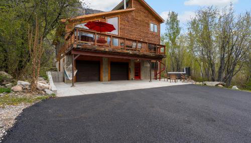 Secluded Mtn home by Purg, Hot Tub, Views! Pets ok - Foto 4