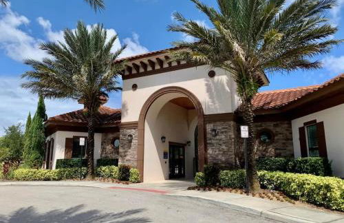 Luxury 5Bd w Jacuzzi Pool Near Disney 5528 - Foto 116