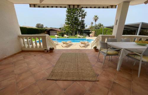 Schönes Ferienhaus Caesar mit großem Pool und Garten - Foto 3