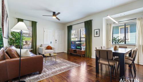 Modern Haven with King Suite and Impeccable Location - Foto 5