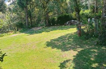 Chalé alpino em canela rs todo mobiliado com cozinha lareira split Wi-Fi 2 quartos perto do centro - Foto 11