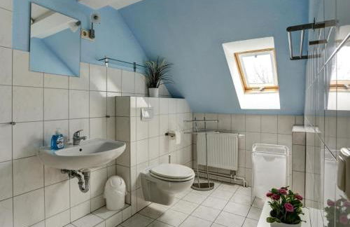 Apartment Wohnung für sechs Personen im Dachgeschoss by Interhome - Foto 7