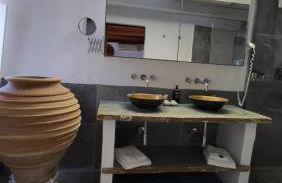 Villa Domatia - Photo 2