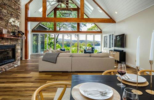 Stunning 4BR Retreat, Deck, Ping Pong, Near Marina - Foto 10