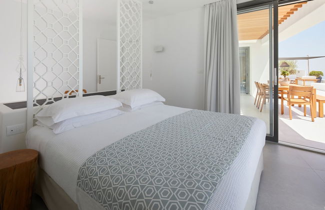 Kamini Santorini Luxury Villas - Photo 8