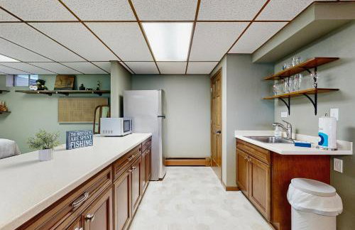 Hooked on Johnson - Photo 14