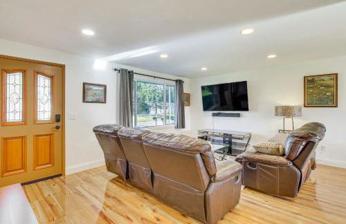 Charming Arlington Home with Hot Tub and Fenced Yard! - Foto 4