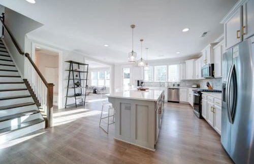 Luxury 4BR Escape - Premium Modern Comfort - Foto 18