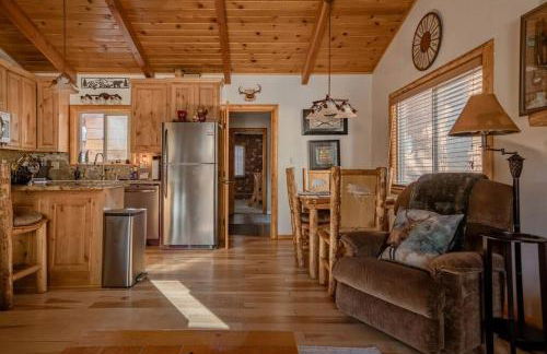 Hot tub*kids room*family cabin - Foto 9