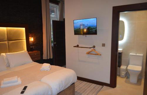 Afan Valley Hotel Suites Stylish Contractor Stay with Free Parking & Fast WiFi - Foto 3