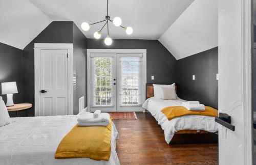 Walnut Remodeled Modern 5BR Home Walkable King Bed - Foto 13