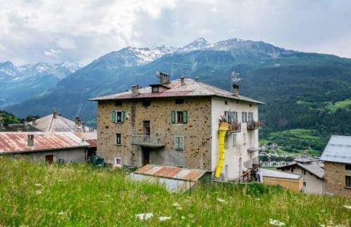 Bormio Suite - with WIFI & Netflix - Photo 17