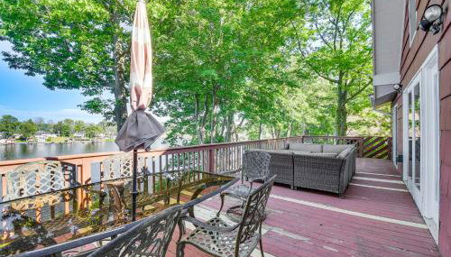 Charming Wolcott Cottage with Fire Pit and Mini Dock - Foto 1