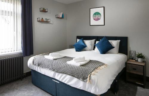 Sutton House by Pureserviced - Photo 37