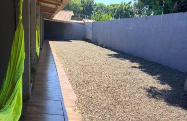 Residencial Casas 1 e 2 quartos Tv Ar Estacionamento Wifi Próximo ao Centro e Paraguai - Foto 35