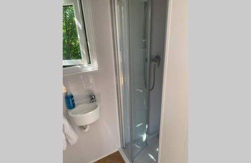 Apple Tree Hut - Photo 9