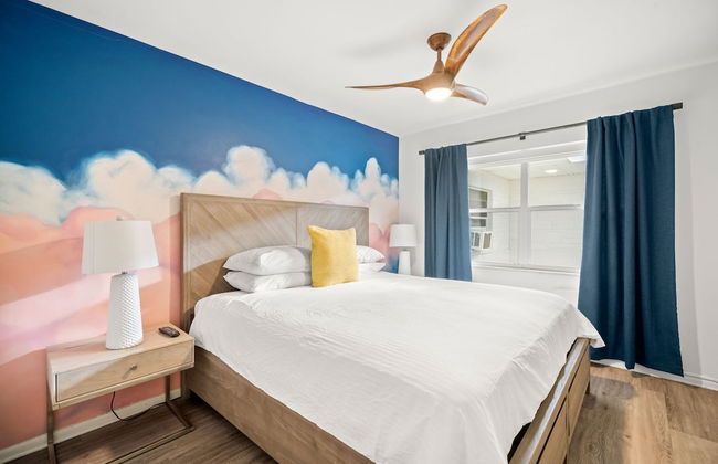 Deluxe King Condo Updated Suite by the Beach! - Foto 3