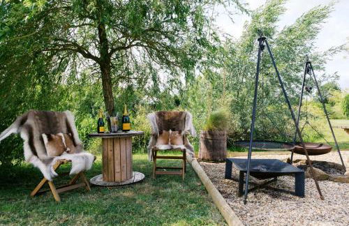 Shepherd's Hut- Hot Tub- Wellness Spa- Wood Burner - Foto 2