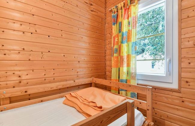 Gite in Holiday Park With Swimming Pool - Foto 3