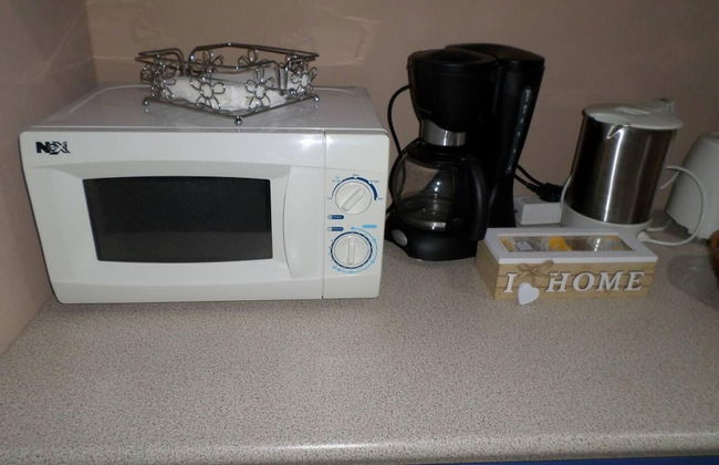 Santorious Cavehouse - Photo 7