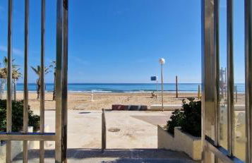 Seafront House,Sea Views,Pool and BBQ, Airport 10 mns - Photo 36