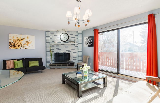 Superb 3BR mins to DT SAIT - Foto 19