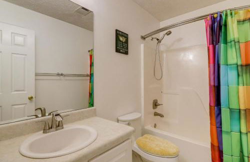 Shop, Fish and Explore Suburban Home in Loganville! - Foto 21