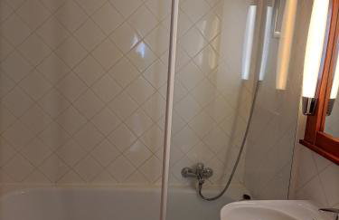 Maisonnette cosy avec Piscine golf et océan à vélo - Foto 12