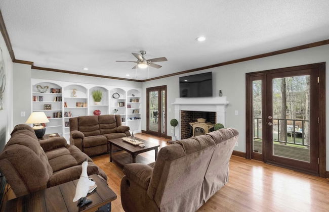 Porch Paradise by Avantstay New Pool, Firepit - Foto 3