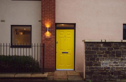 Deluxe Apartment near Cabot Circus w Parking sleeps 5 - Foto 10