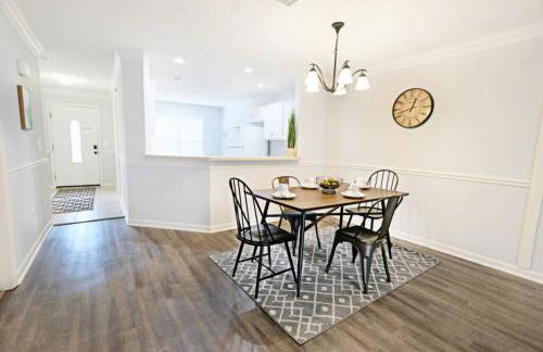 Dwell Proper 2 Bedroom Condo - Foto 26